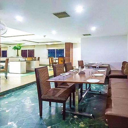 Hotel Central Park Ongole Extérieur photo