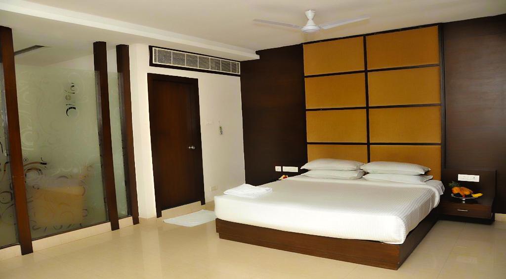 Hotel Central Park Ongole Extérieur photo
