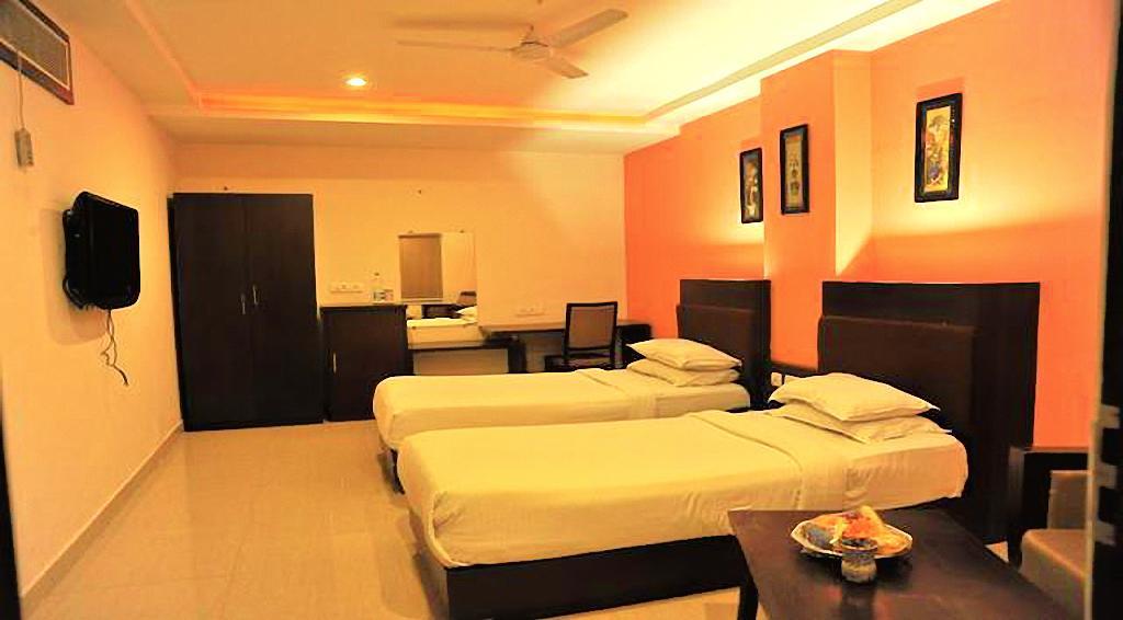 Hotel Central Park Ongole Extérieur photo