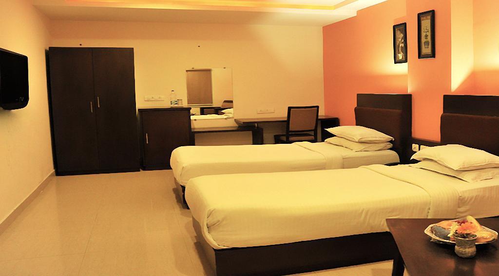 Hotel Central Park Ongole Extérieur photo