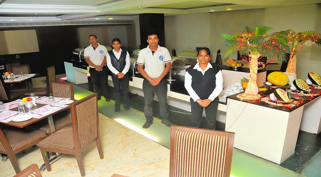 Hotel Central Park Ongole Extérieur photo